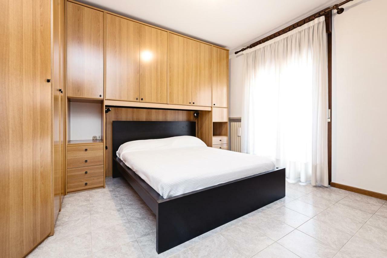 Апартаменты Colourful Flat Borgo Roma Верона Экстерьер фото