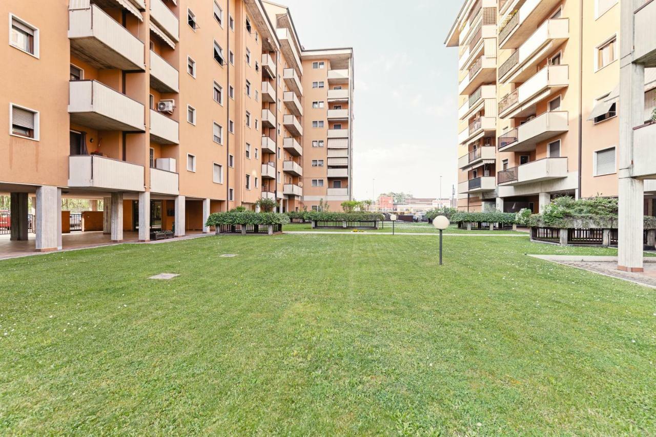 Апартаменты Colourful Flat Borgo Roma Верона Экстерьер фото
