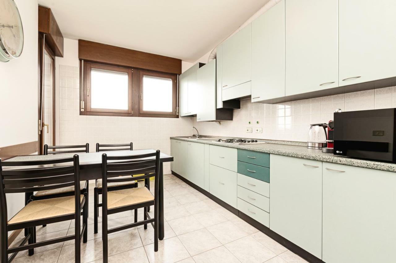 Апартаменты Colourful Flat Borgo Roma Верона Экстерьер фото
